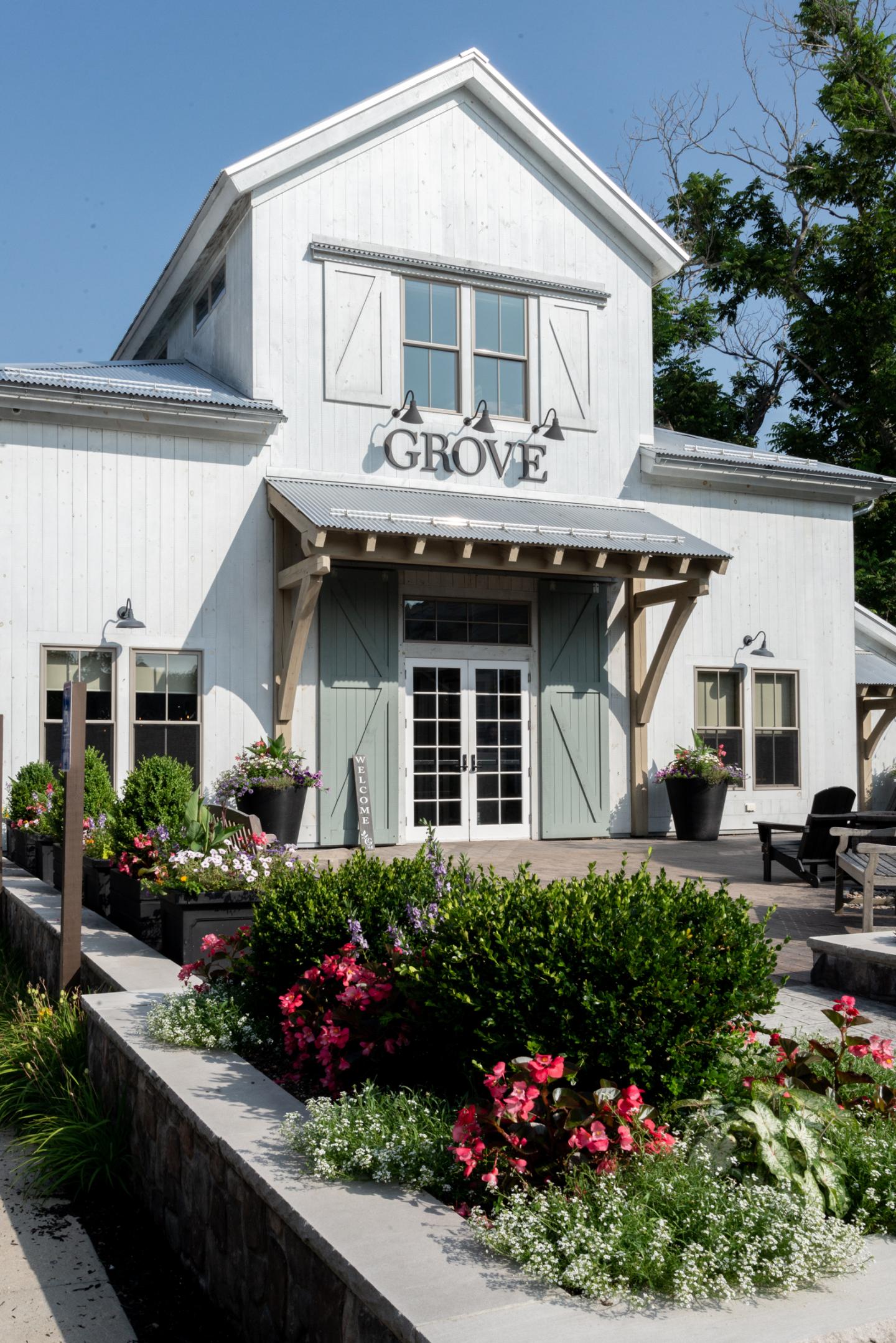 An exterior view of a restaurant
